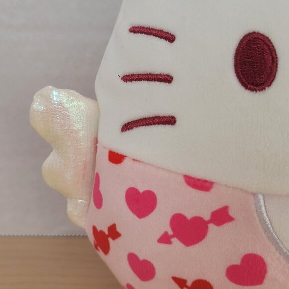 Squishmallows Hello Kitty Angel Valentine's 2025 Pink Red Hearts Plush Toy 8 in - Picture 8 of 15